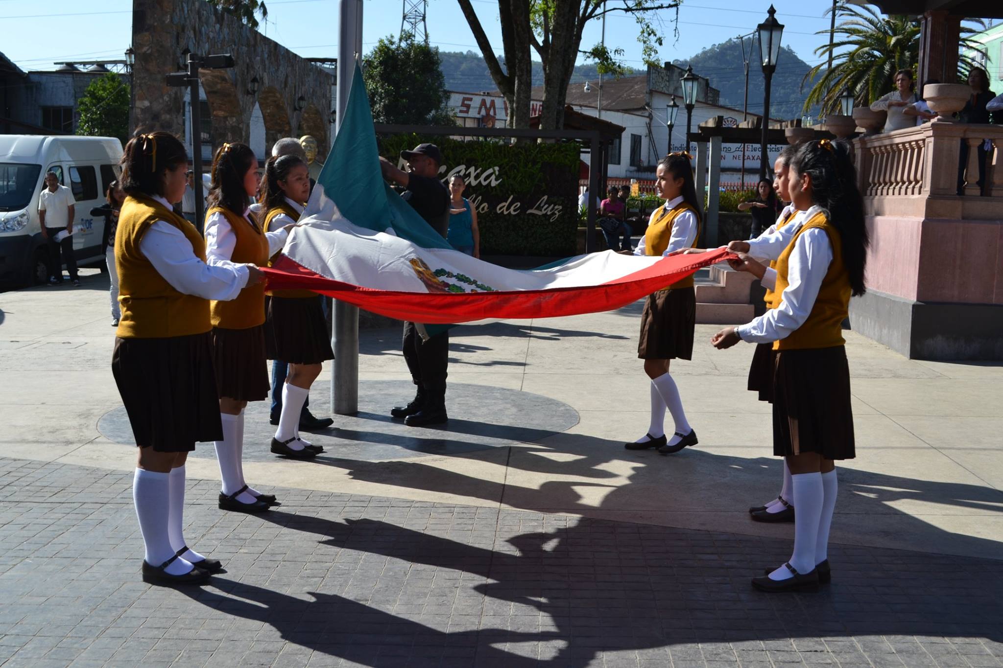 necaxa dia de la bander