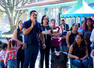 EN ZIHUATEUTLA DOLORES CAMPOS PELCASTRE ENTREGÓ TECHADO Y UN ACCESO SEGURO PARA LOS ALUMNOS DE EL PREESCOLAR CAROLINA AGAZZI