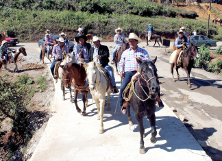 TRADICIONAL CABALGATA TLAXPANALOYA-COPILA EN HONOR AL SEÑOR DE CHALMA DE COPILA.