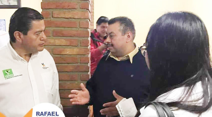 Sella Compromiso de Trabajo Rafael Gutiérrez Alpizar con Prestadores de Servicios