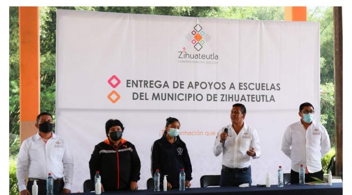 En apoyo por una educación de calidad en Zihuateutla.