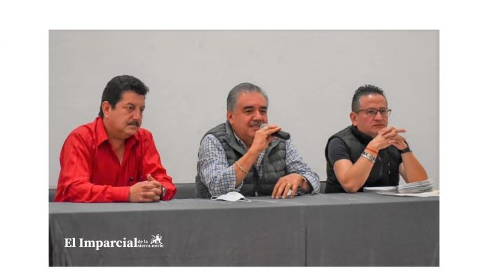 Rogelio López Angulo ENTREGA LAS PRIMERAS PARTICIPACIONES PARA LAS AUTORIDADES AUXILIARES